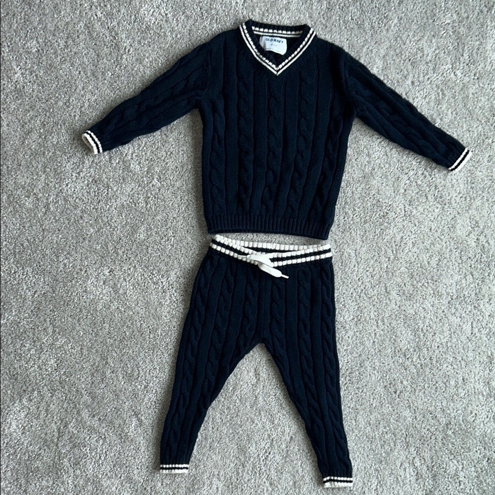 Old Navy Navy Cable Knit Sweater and Pants Set Size 18-24 months NWOT!